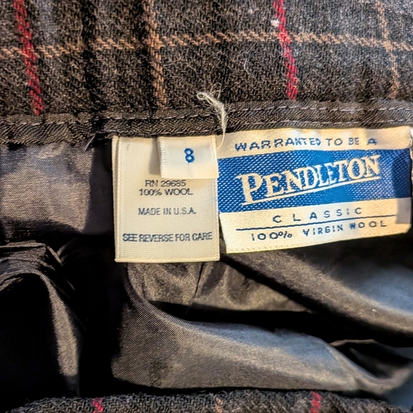 Vintage Pendleton Black and Red Plaid Wool Skirt - Picture 6 of 7